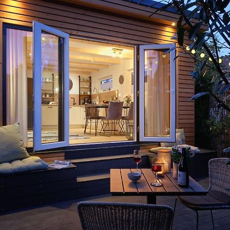 Chalet In Koeln - Tinyhouse エクステリア 写真