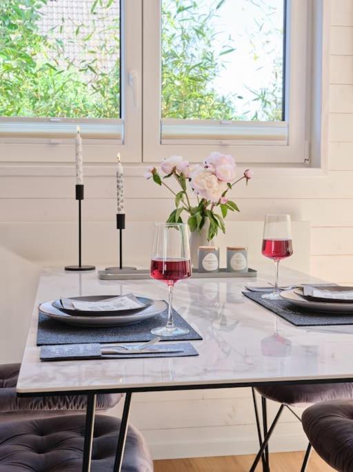 Chalet In Koeln - Tinyhouse エクステリア 写真